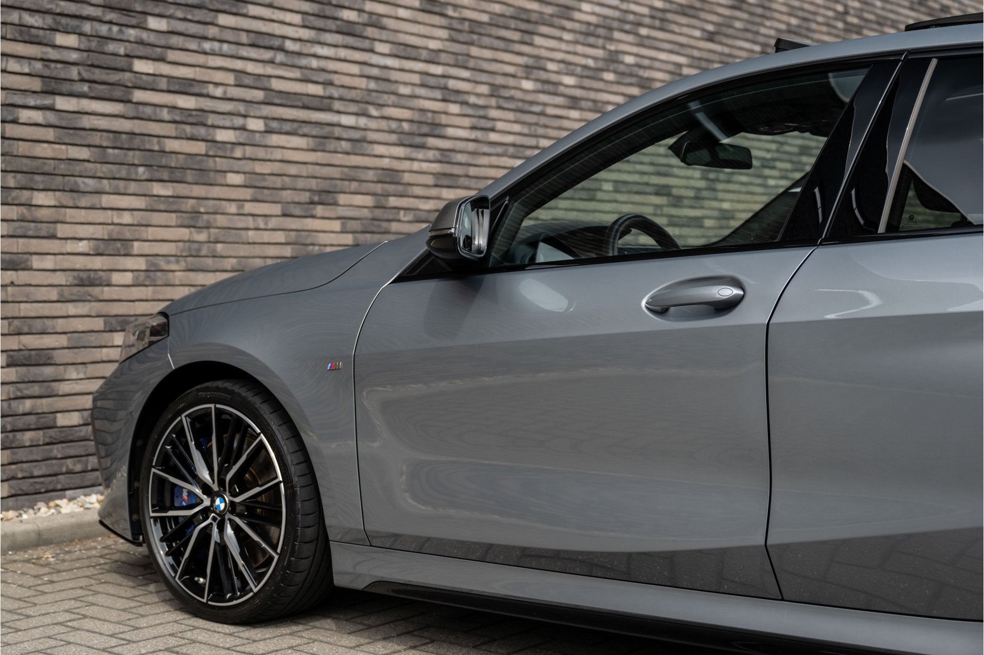 Foto 14 van BMW 1-serie M135i xDrive | Live Cockpit | Panorama | Leder |