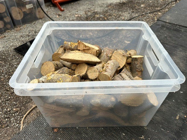 Gedroogd appelhout voor BBQ & smoker – € 30 per krat, Ophalen, Nieuw