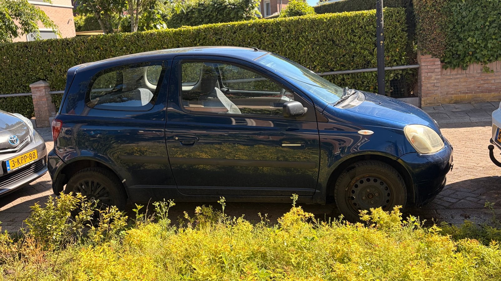 Toyota Yaris 1.3 16V 3DR Linea Luna 2004 Blauw, Voorwielaandrijving, 1299 cc, 31 €/maand, 4 cilinders