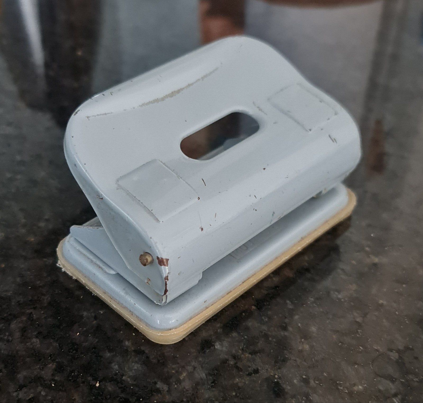 Perforator grijs, Ophalen of Verzenden, Gebruikt