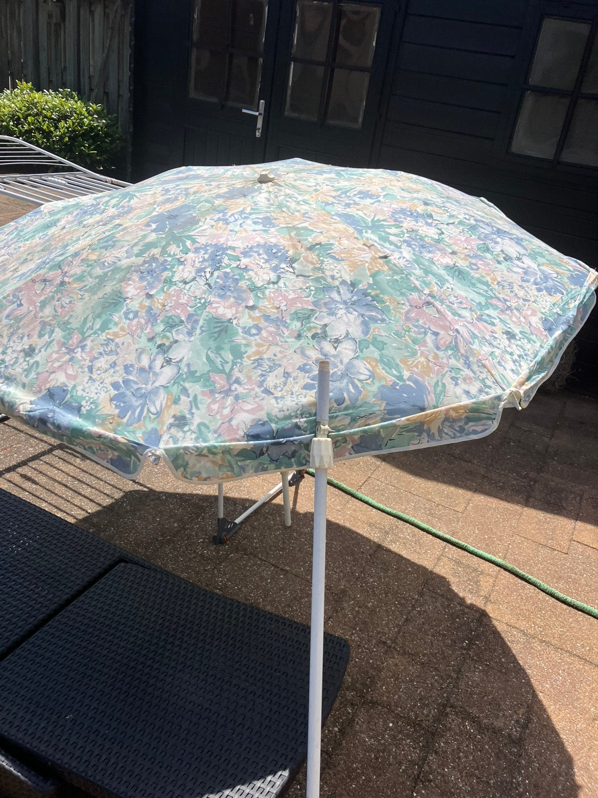 Kleine parasol, Ophalen of Verzenden, Zo goed als nieuw, 1 tot 2 meter