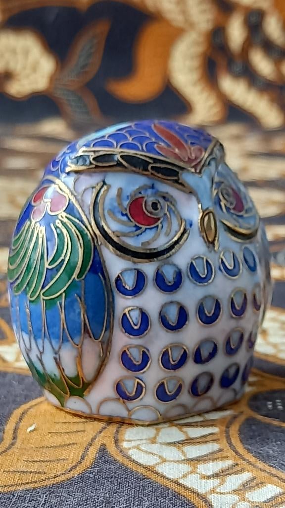 Mooi oud Chinees cloisonne beeldje van een uil 5 cm., Ophalen of Verzenden