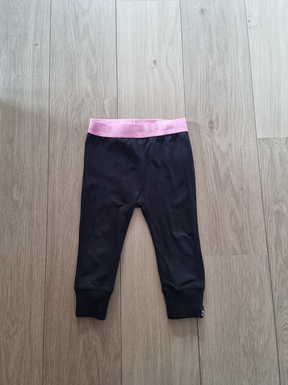 Z8 legging broekje zwart maat 92 zgan, Ophalen of Verzenden, Zo goed als nieuw, Meisje, Broek