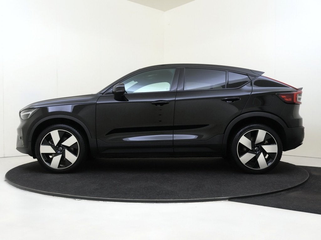 Volvo C40 Recharge Ultimate Dark 69 kWh | Panoramadak | 360, Gebruikt, Zwart, 90 €/maand, SUV of Terreinwagen