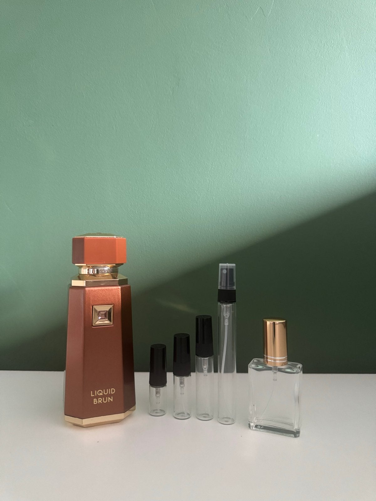 French Avenue Liquid Brun - Decant/Sample, Ophalen of Verzenden, Nieuw
