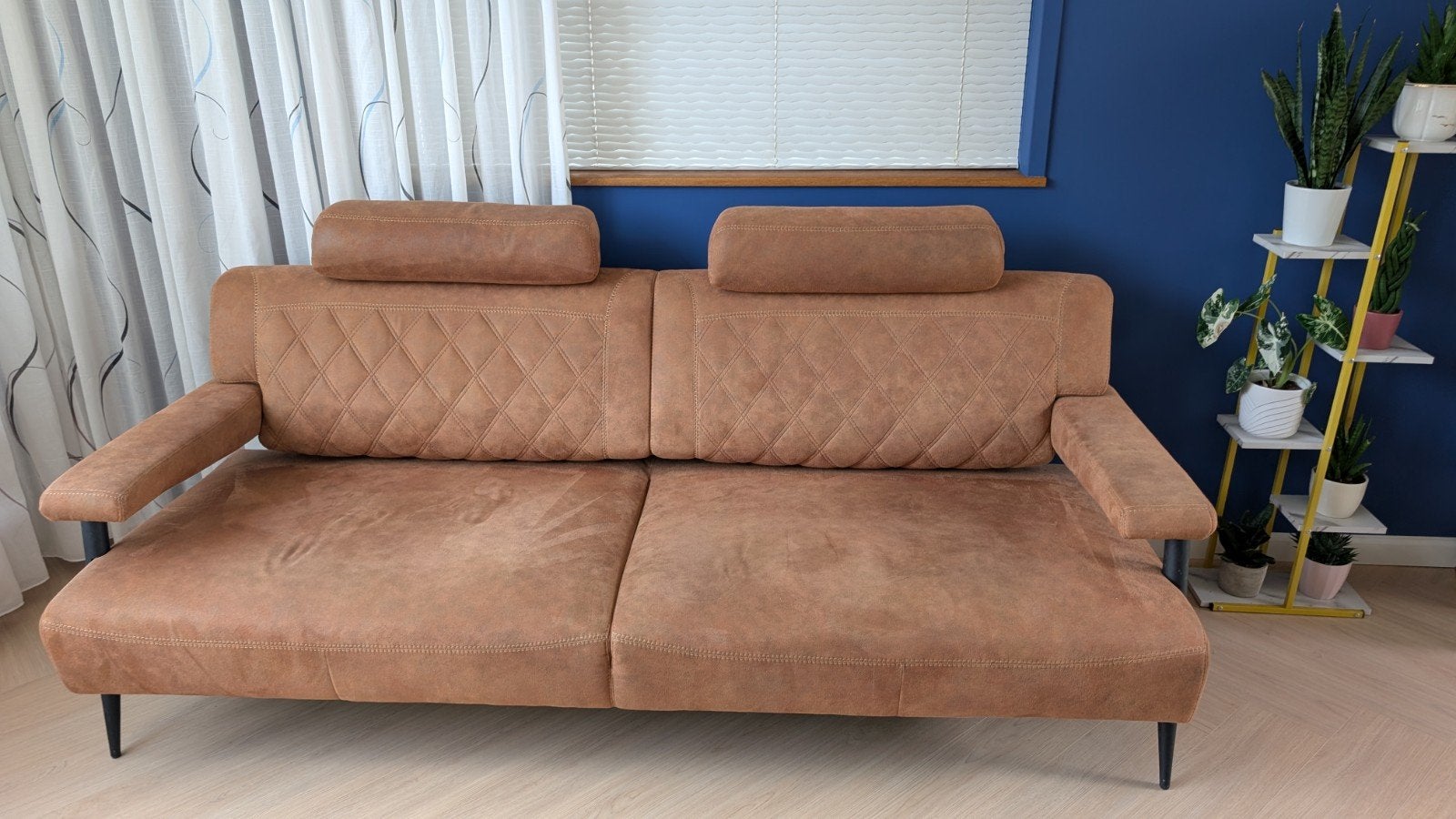 Comfortabele 2-zitsbank in bruin suède-look, Ophalen, Gebruikt, Tweepersoons, 75 tot 100 cm