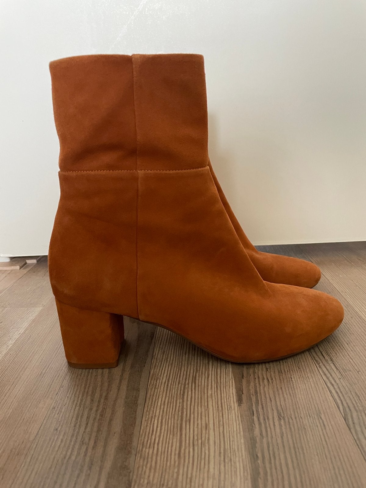 Prachtige cognac kleur suede laarsjes van h&m maat 38, Bruin, Lage of Enkellaarzen, Ophalen of Verzenden, Zo goed als nieuw