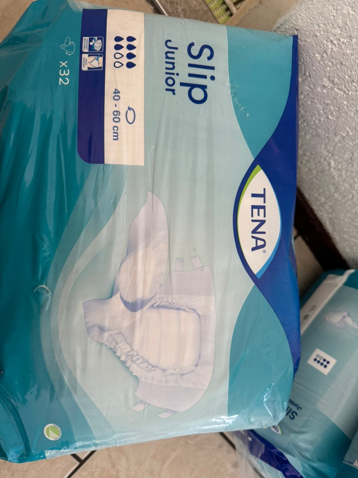 Slip tena luiers, Diversen, Ophalen of Verzenden, Zo goed als nieuw