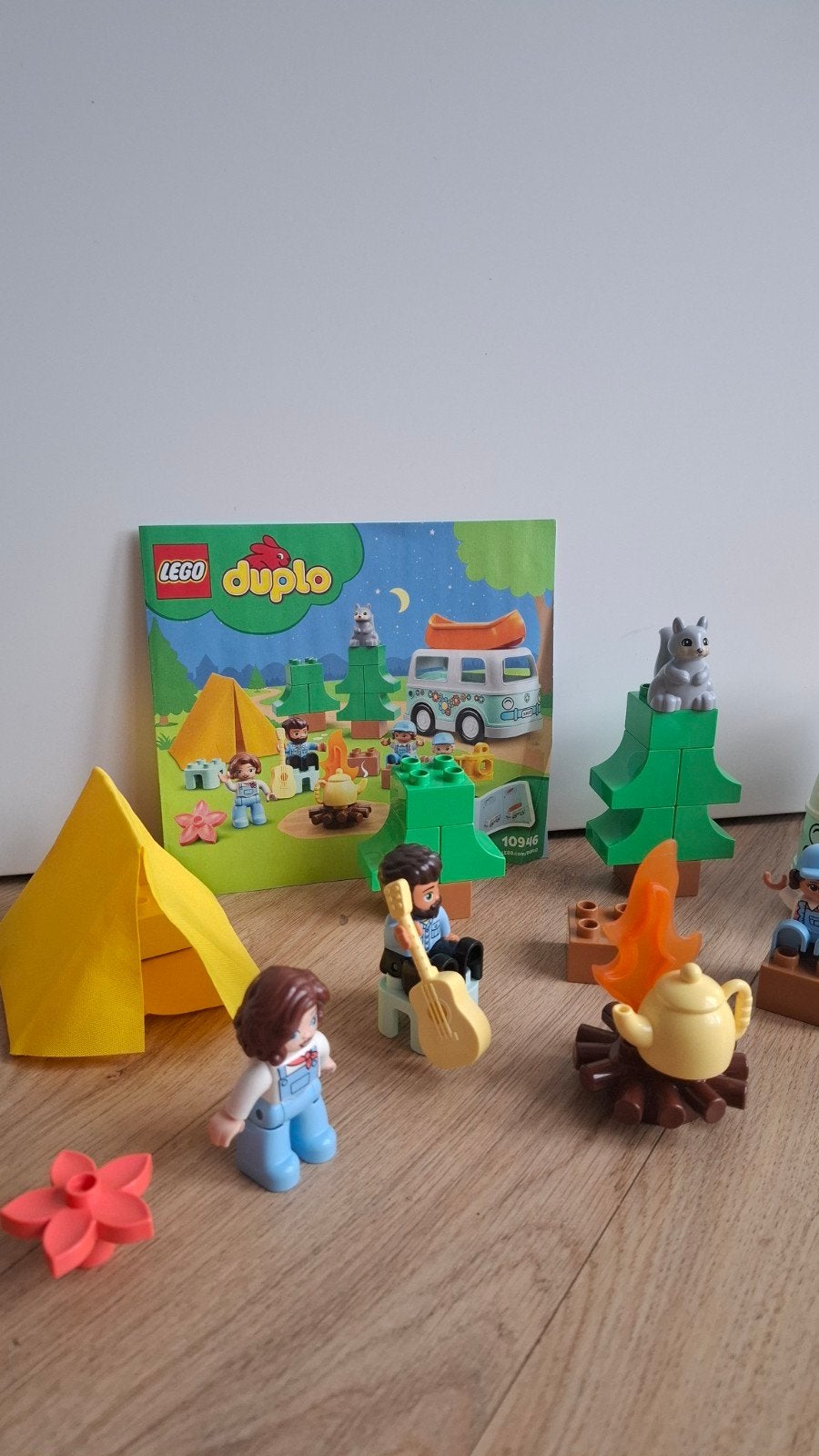 LEGO Duplo Kampeeravontuur set 10946, Kinderen en Baby's, Speelgoed | Duplo en Lego, Compleet, Gebruikt, Ophalen of Verzenden