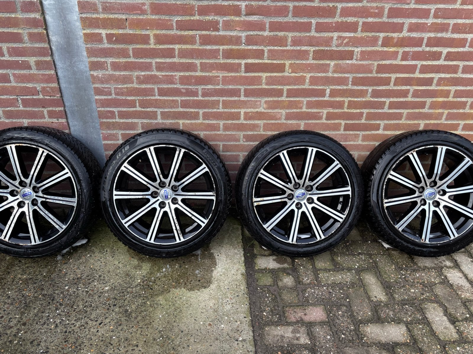Volvo Titania velgen 18 inch, Ophalen, Gebruikt, 18 inch, Velg(en)