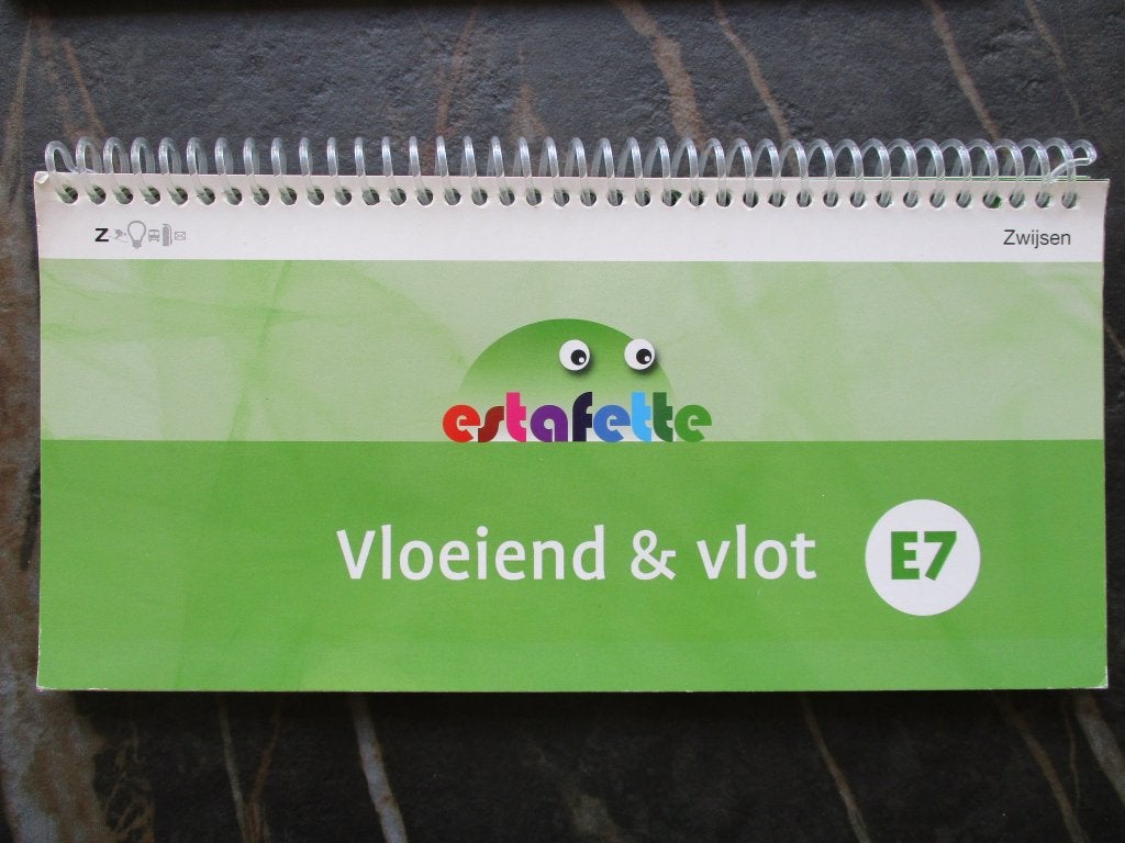 Vloeiend & Vlot Estafette ringboekje avi E7 Zwijsen Groep 7, Ophalen of Verzenden, Zo goed als nieuw, Zwijsen