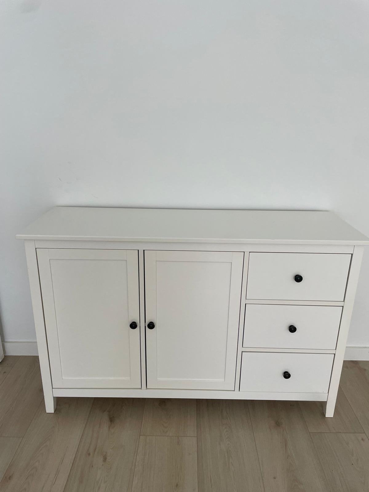 Witte ladekast/dressoir met deuren en lades, Ophalen, 100 tot 150 cm, Zo goed als nieuw, Met lade(s)