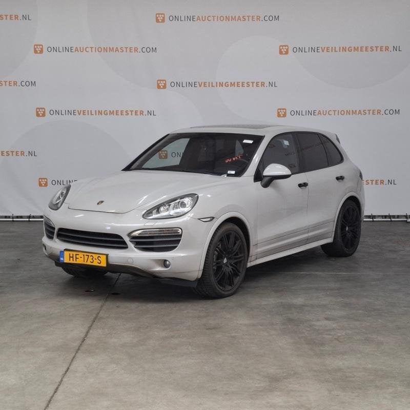 Personenauto, Porsche, Cayenne, 4.8 S, 2011, Automaat, 8 cilinders, 138 €/maand, Zwart