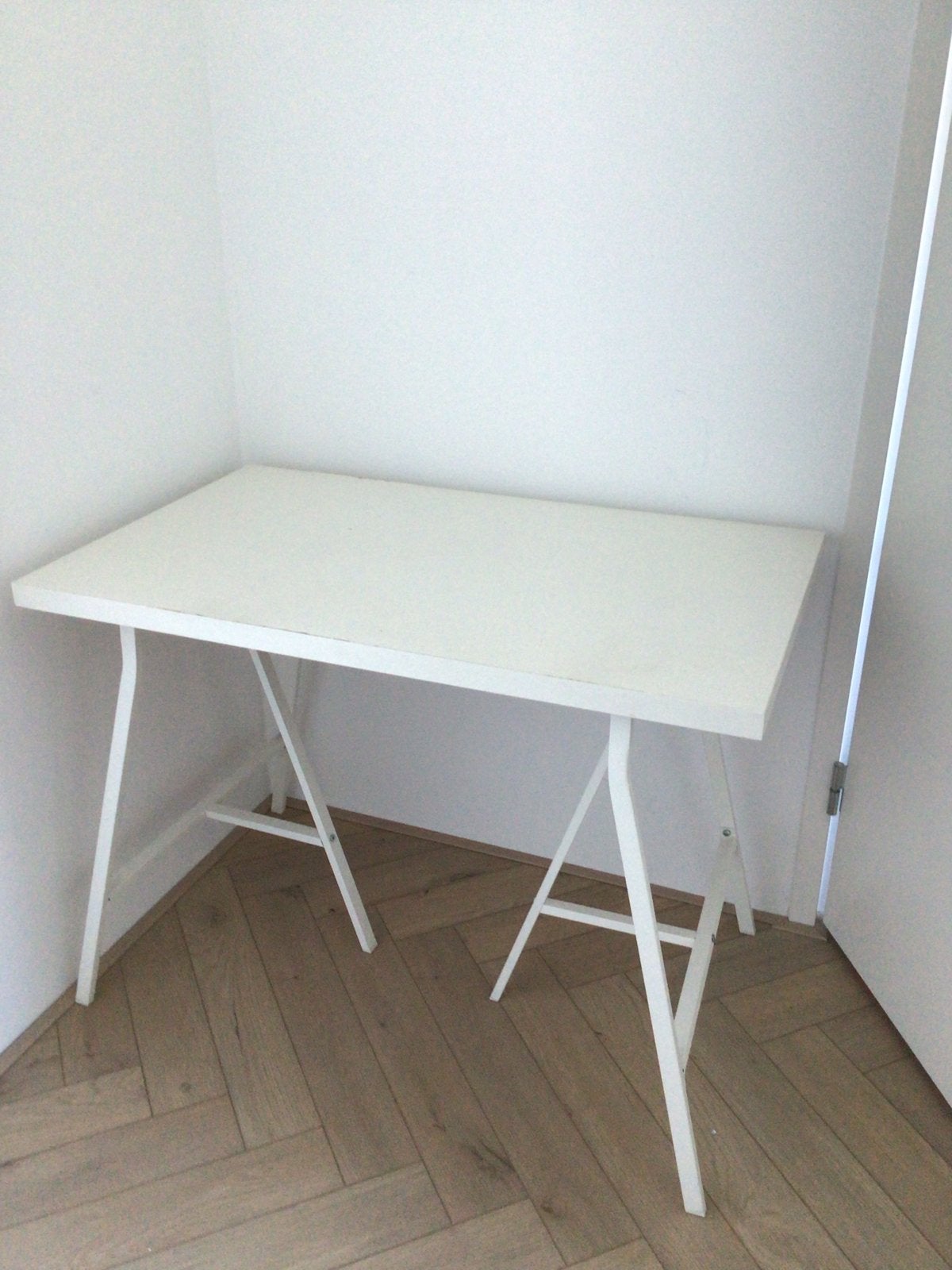 IKEA bureau met schragen en los blad, Ophalen, Gebruikt, Hout, IKEA
