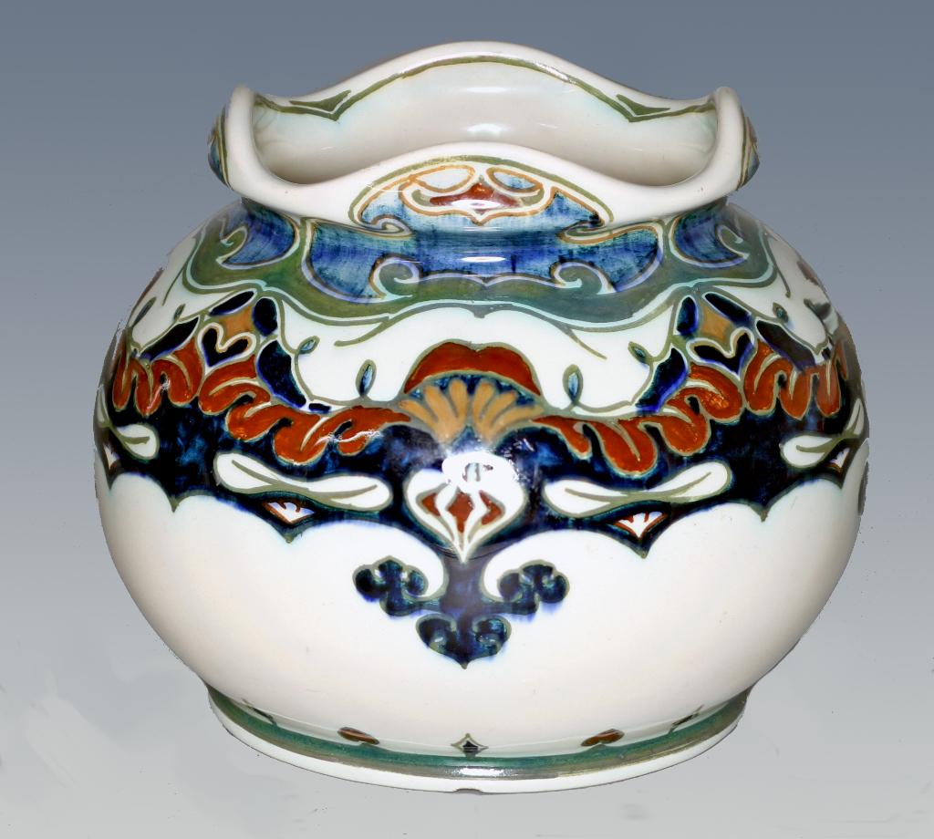 Rozenburg (juliana)	vaasje (Nr.: 450), Ophalen of Verzenden