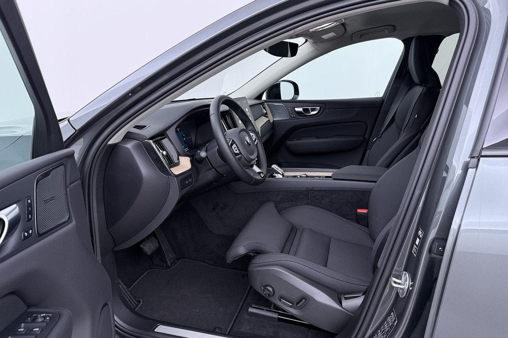 Volvo XC60 2.0 T8 Plug-in hybrid AWD Plus Dark | ACC | Harma, Auto's, Volvo, Automaat, Gebruikt, 4 cilinders, 1969 cc