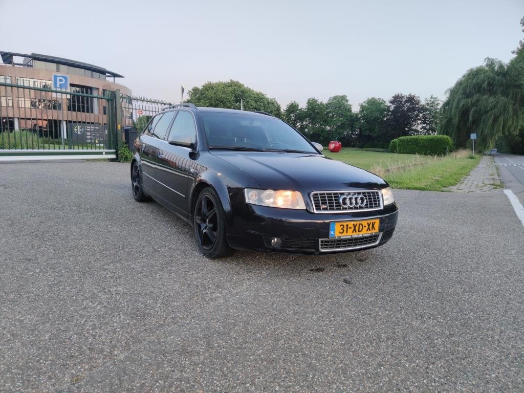 Foto 6 van Audi A4 Avant 1.8 Turbo MT Automaat LEES TEKST!