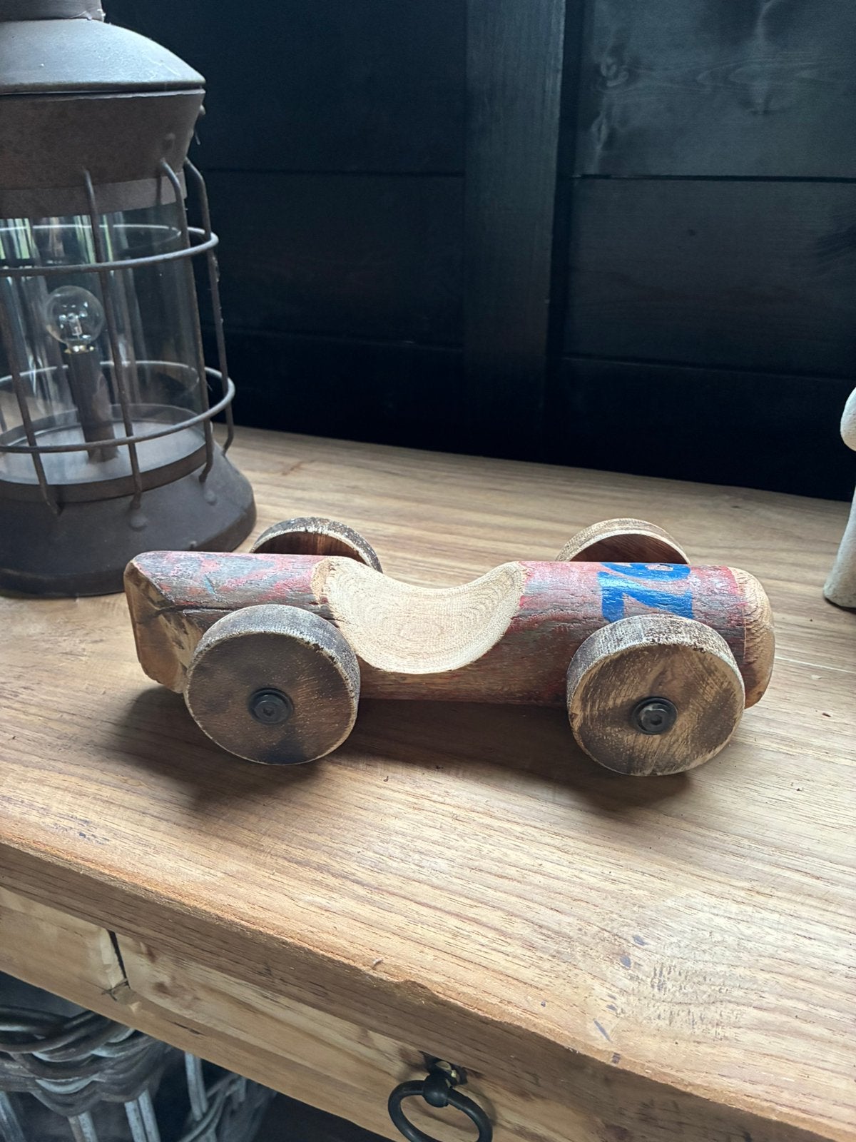 Houten auto, Verzenden, Zo goed als nieuw
