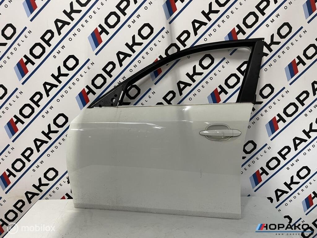 BMW 5 serie E60 E61 |Voordeur links| Alpinweiss, Auto-onderdelen, Gebruikt, Deur, Einsteinlaan 5, Rijnswijk, Ophalen of Verzenden