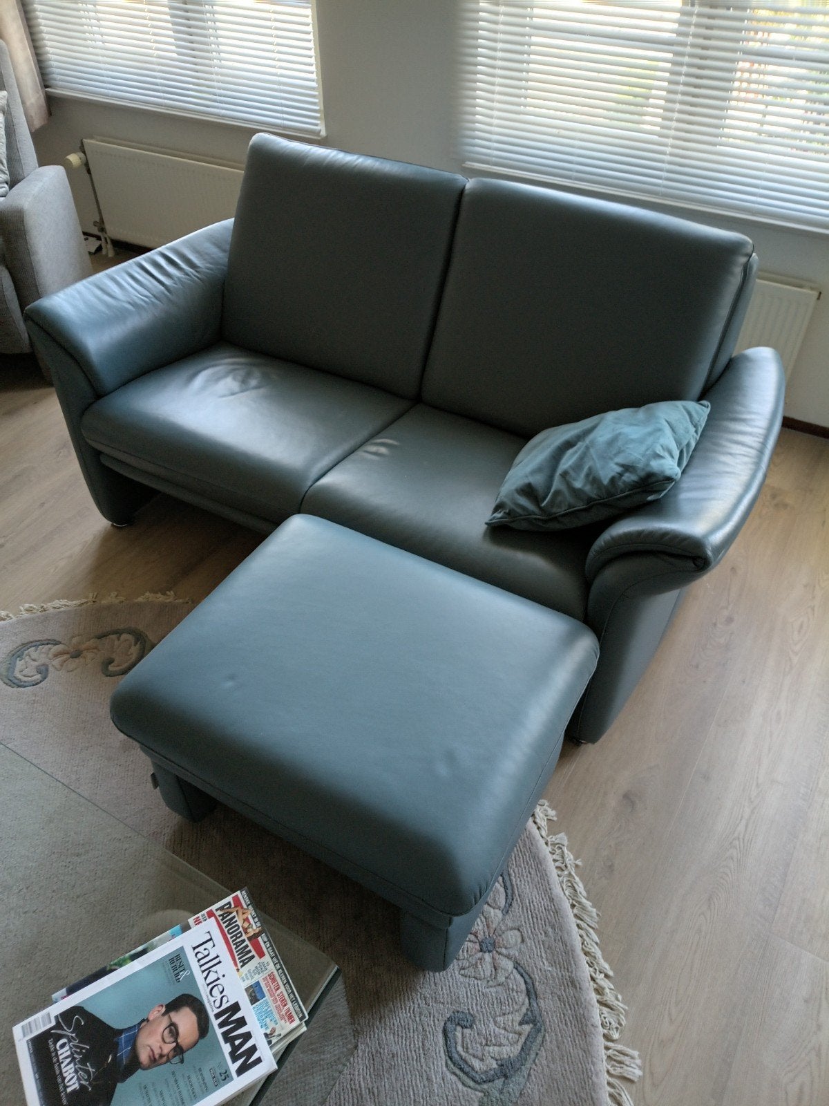 W.Schillig lederen Bank.Met schillig hocker €TEAB, Huis en Inrichting, Ophalen, Zo goed als nieuw, Leer