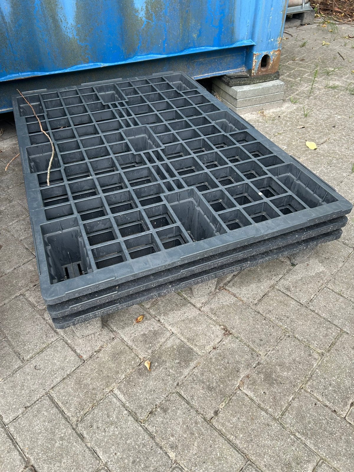 Kunststof pallets, Ophalen, Zo goed als nieuw