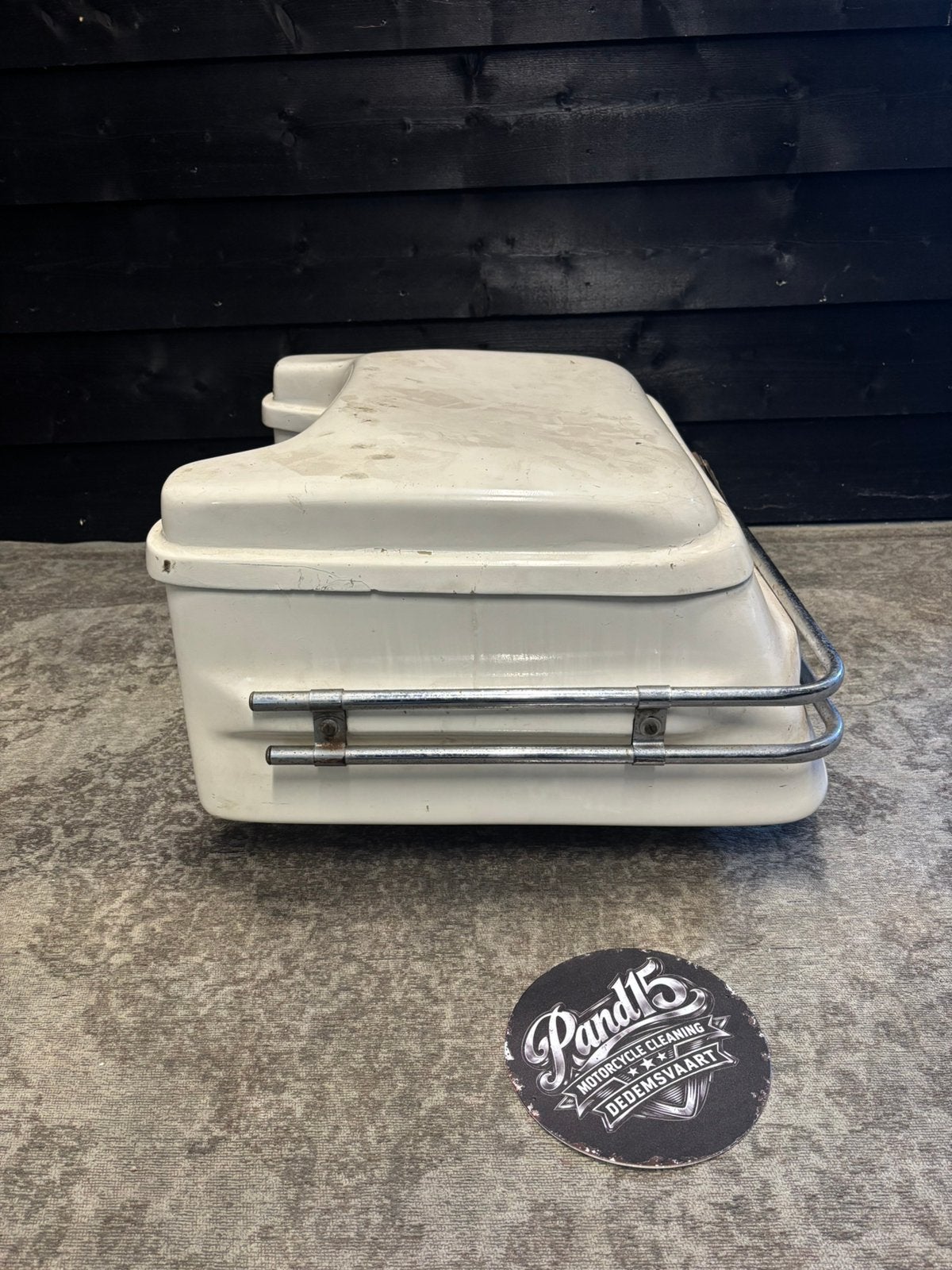 Harley-Davidson Tour-Pak topkoffer, Ophalen
