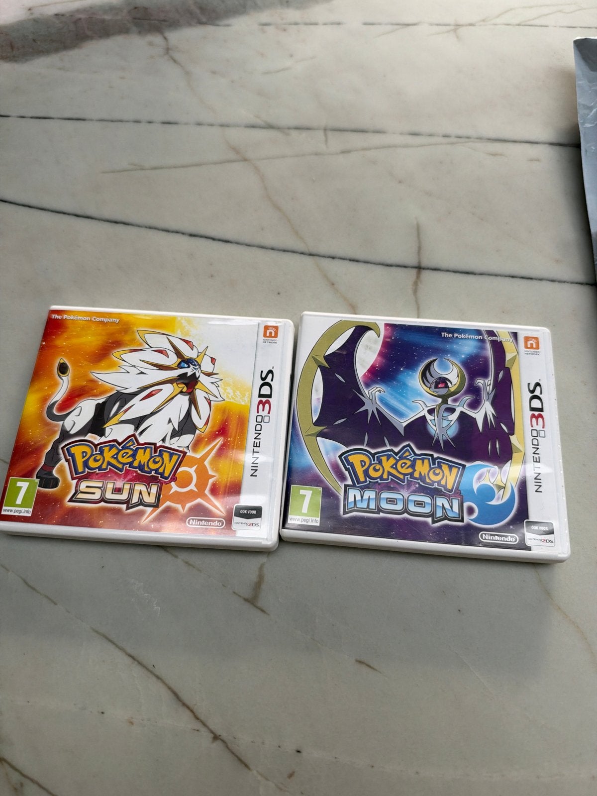 Pokémon Sun & Moon Nintendo 3DS - Zo goed als nieuw, Spelcomputers en Games, Online, 1 speler, Ophalen of Verzenden, Zo goed als nieuw