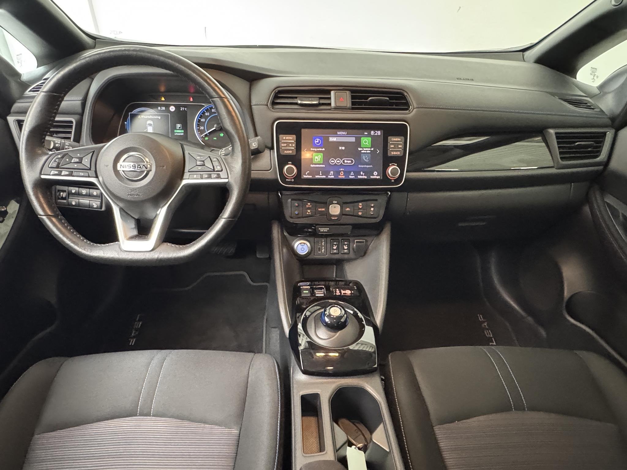 Nissan LEAF N-Connecta 40 kWh | Navigatie | 360° Camera | A, Auto's, Stof, Gebruikt, Huisgarantie, Origineel Nederlands