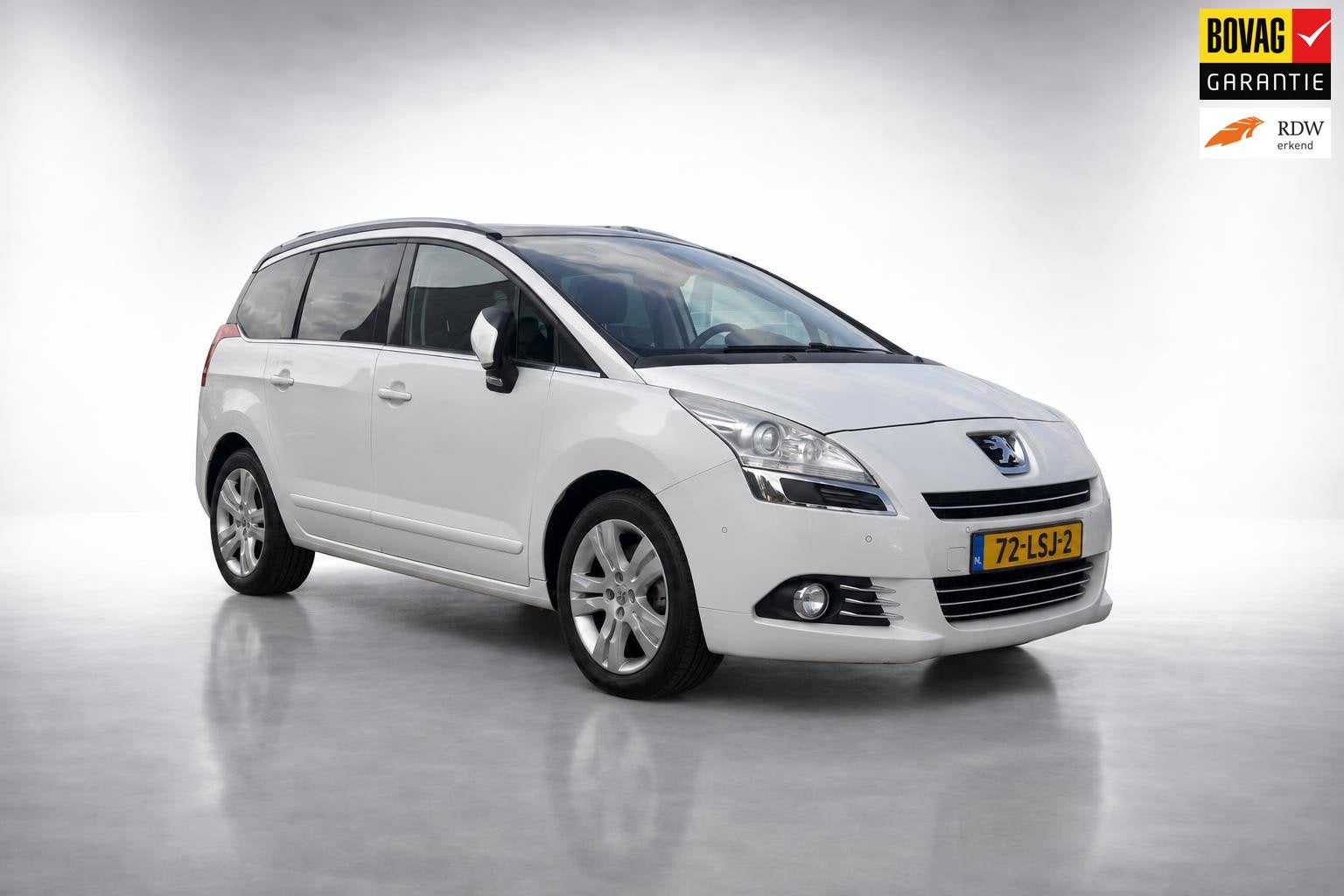 Peugeot 5008 1.6 THP GT 7p.|HuD|pano|pdc|leer|automaat, Euro 5, Gebruikt, 7 stoelen, Wit