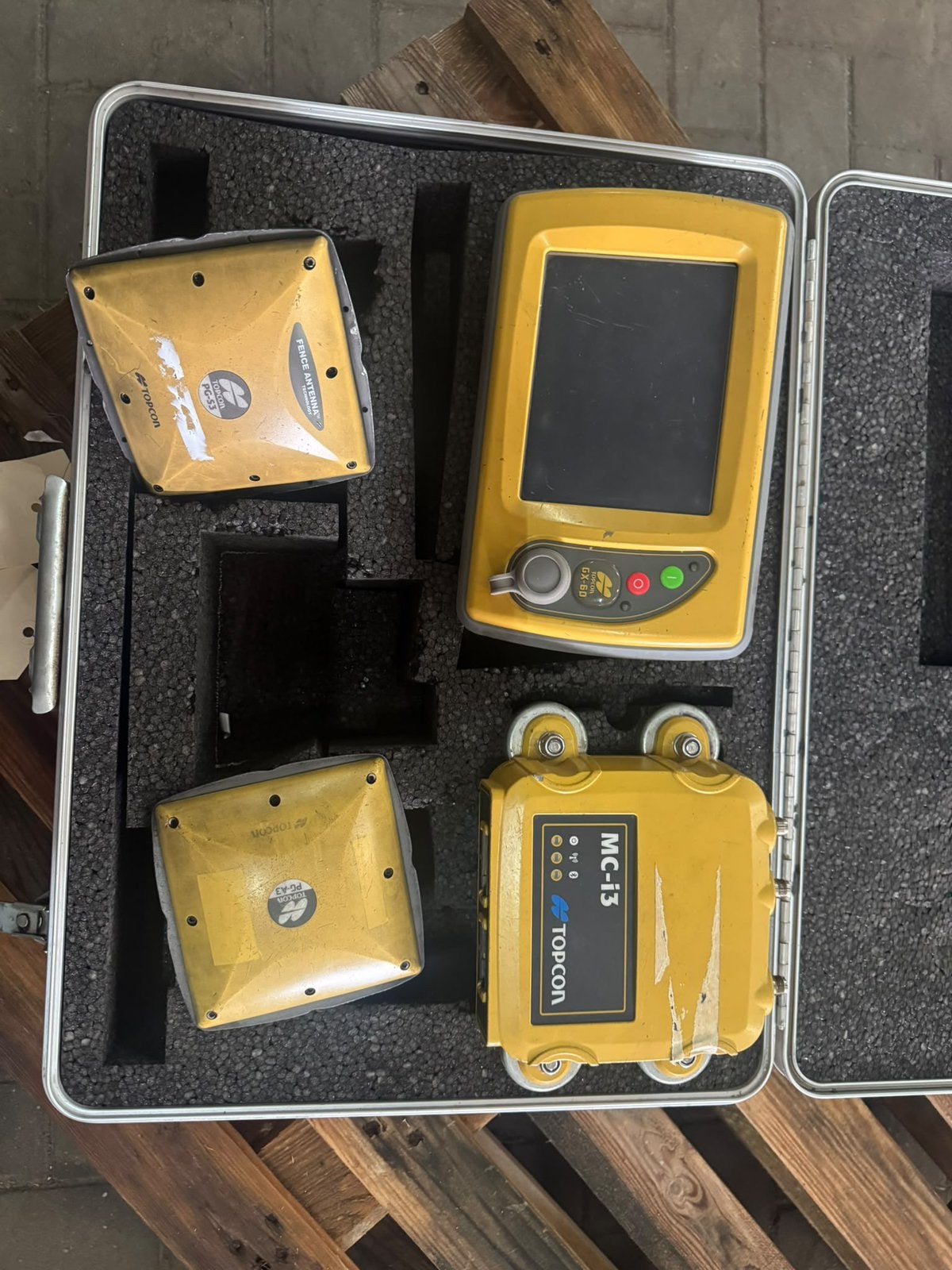 Topcon GPS systeem opbouw voor meerdere machines, Ophalen, Gebruikt