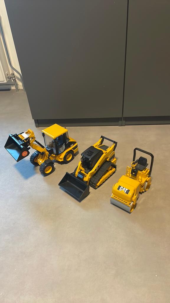 Bruder cat bouwmachines, Ophalen of Verzenden, Zo goed als nieuw