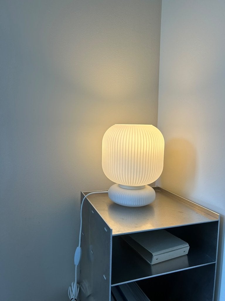 Bolia Maiko tafellamp wit – mondgeblazen glas – designlamp, Met schakelaar, Scandinavisch, Overige merken, Wit
