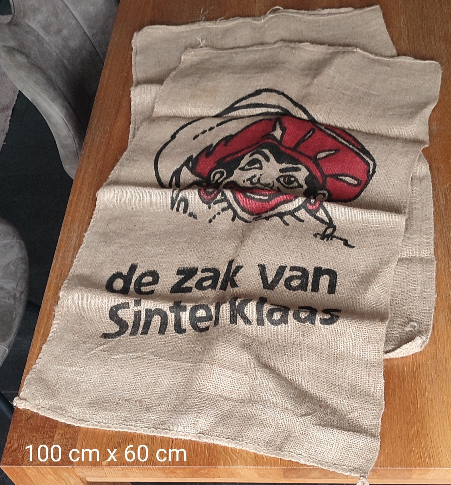 2 zwarte piet jutten zakken, Diversen, Sinterklaas, Ophalen of Verzenden