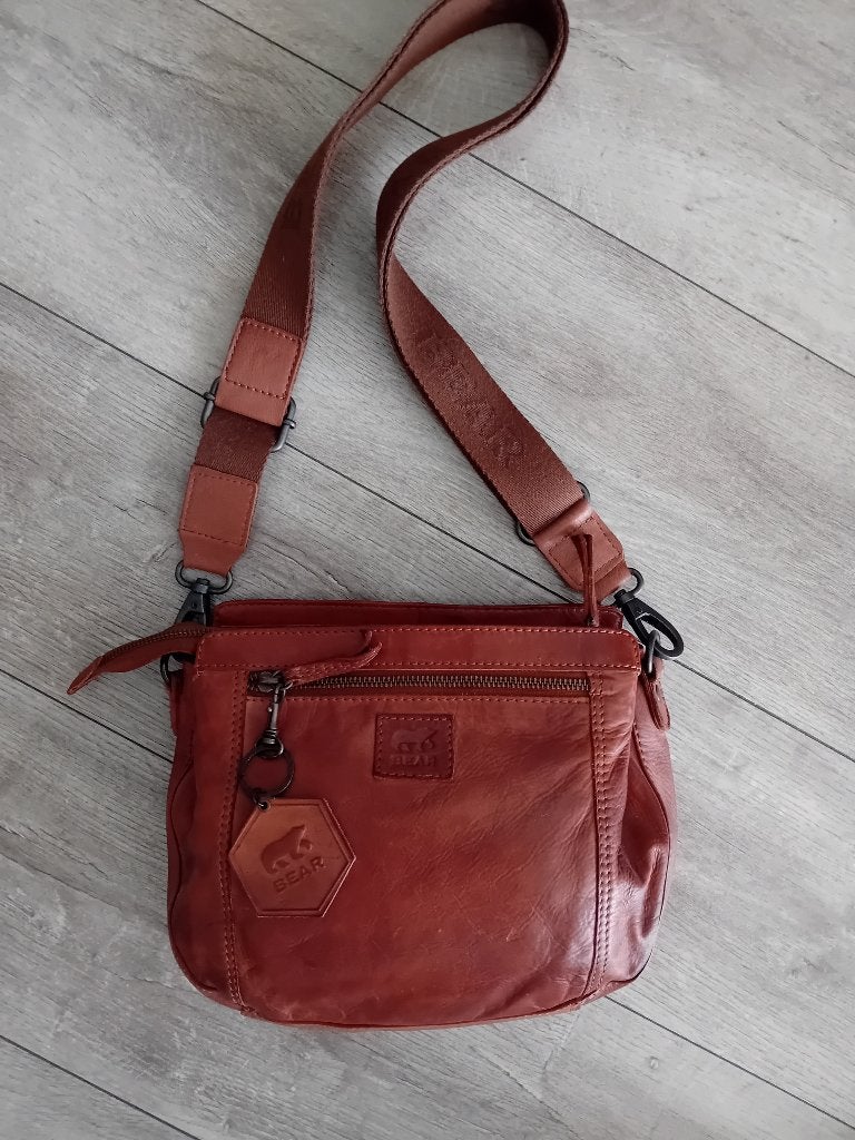 Bear tas, Ophalen of Verzenden, Zo goed als nieuw, Bruin, Schoudertasje