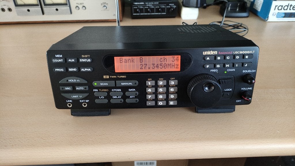 Prachtige Uniden BC 9000XLT Scanner, Ophalen of Verzenden, Zo goed als nieuw, 500 kanalen of meer