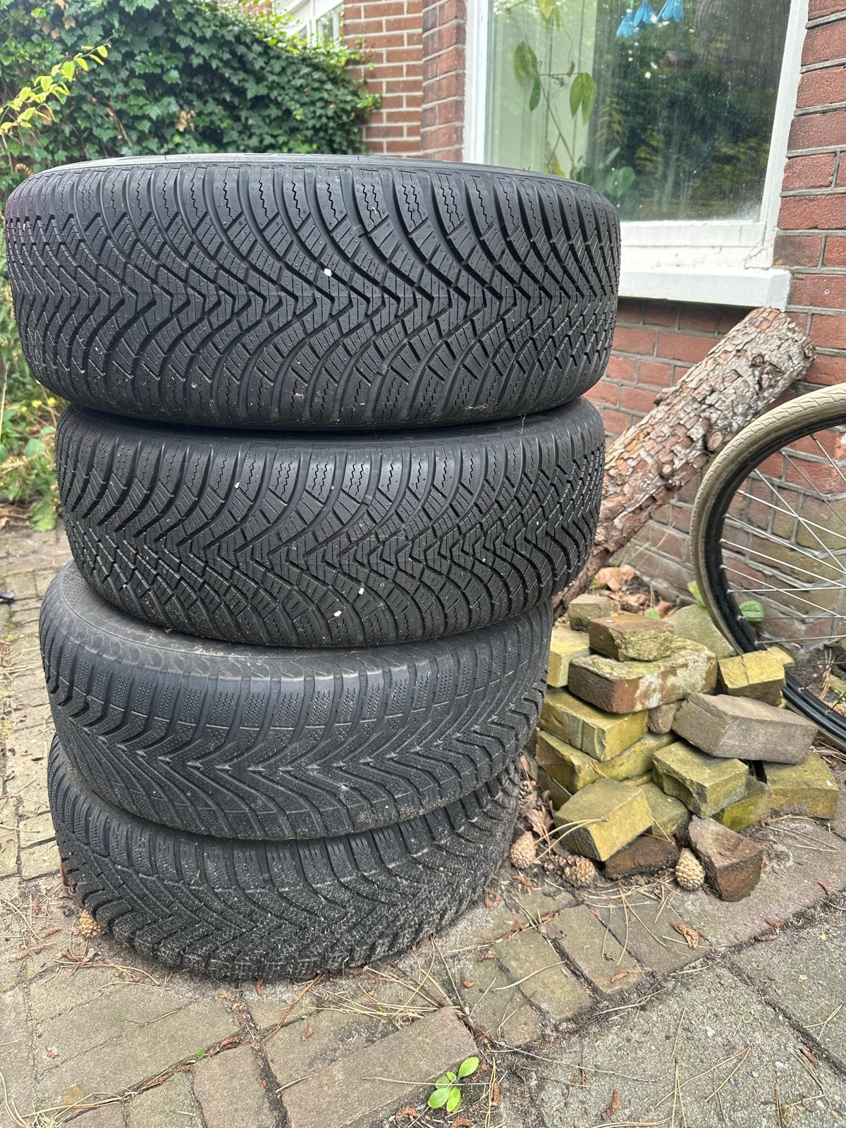 Gebruikte winterbanden met velgen - 205/55 R16, Ophalen of Verzenden, Gebruikt