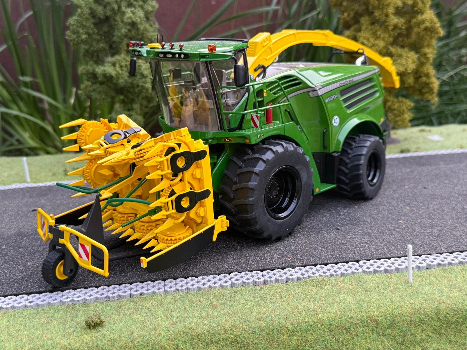 John deere 8500i hakselaar verbouwd 1:32, Ophalen of Verzenden, Zo goed als nieuw, Tractor of Landbouw, Overige merken