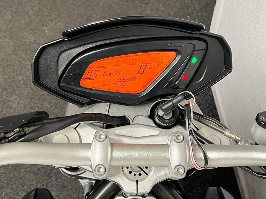 ️️MV Agusta BRUTALE 675 MV AGUSTA DEALER️, 675 cc, Motorrijbewijs A, MV Agusta, Bedrijf