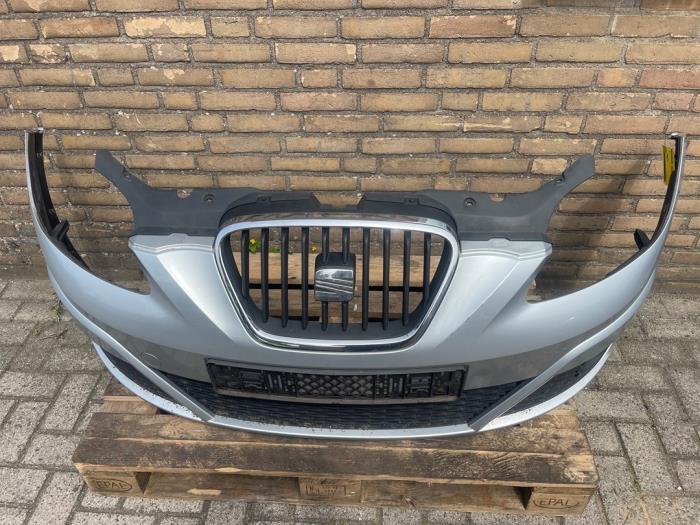 Voorbumper van een Seat Altea, Gebruikt, -, Verzenden, -