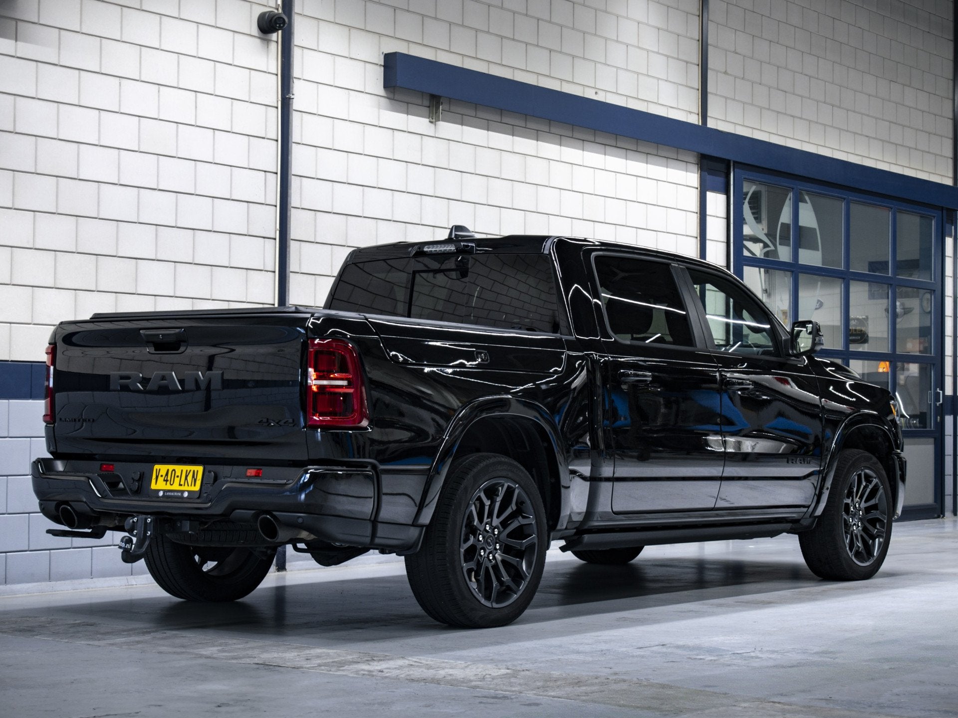 Dodge Ram 1500 Limited Night Hurricane | 3.0L High Output 54, Auto's, Automaat, Dealer onderhouden, 2993 cc, Leder en Stof