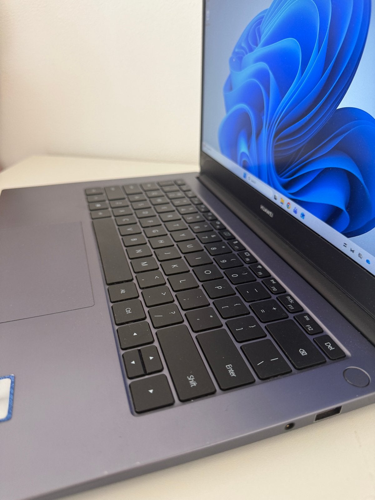 Huawei Laptop AMD Ryzen 5 8GB RAM 512GB SSD, Computers en Software, Windows Laptops, Ophalen, Met videokaart, 2 tot 3 Ghz, Qwerty