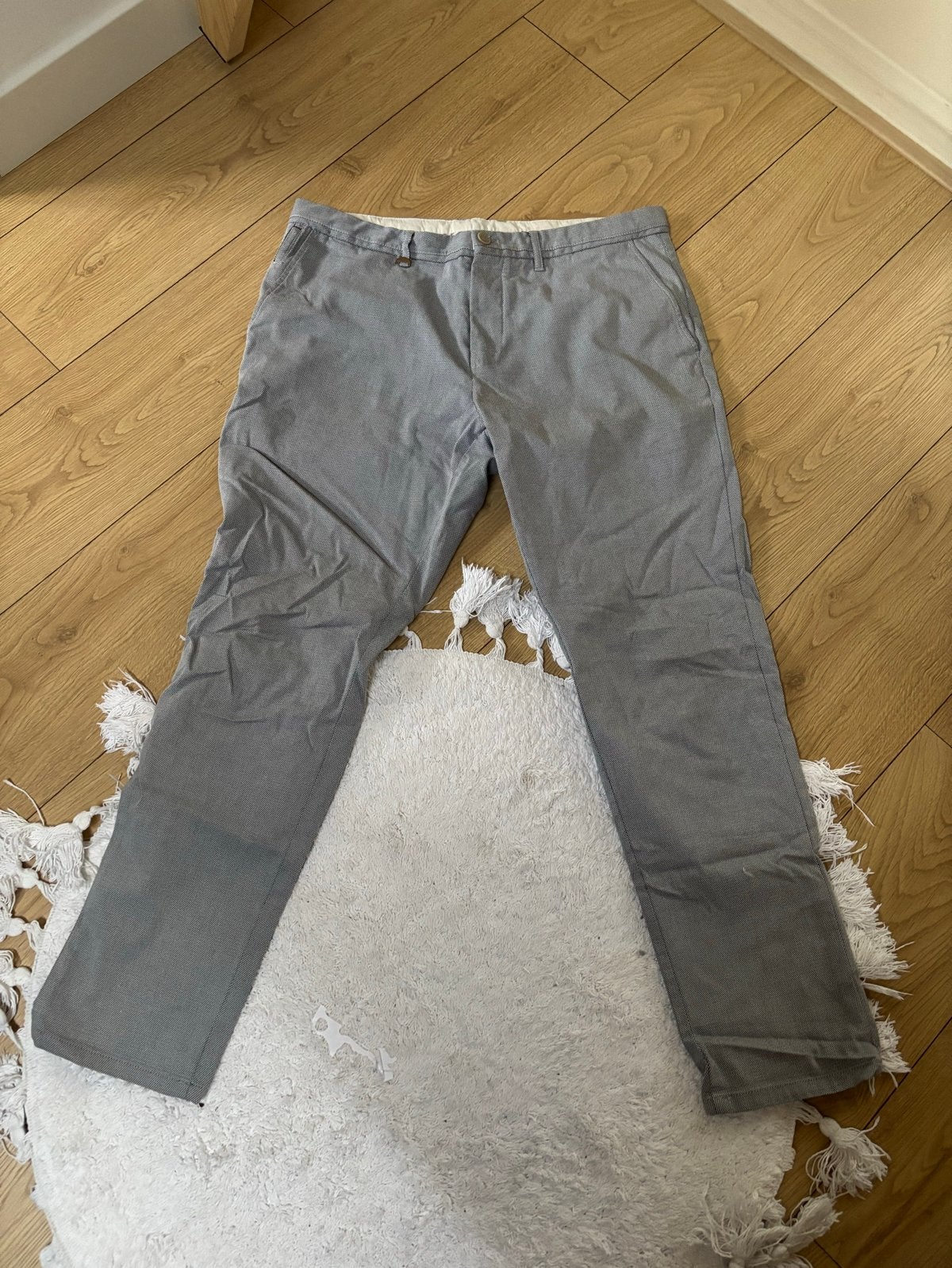 Zara gemêleerde grijze pantalon - Maat 46 (36 heren), Ophalen of Verzenden, Gedragen, Overige maten, Grijs