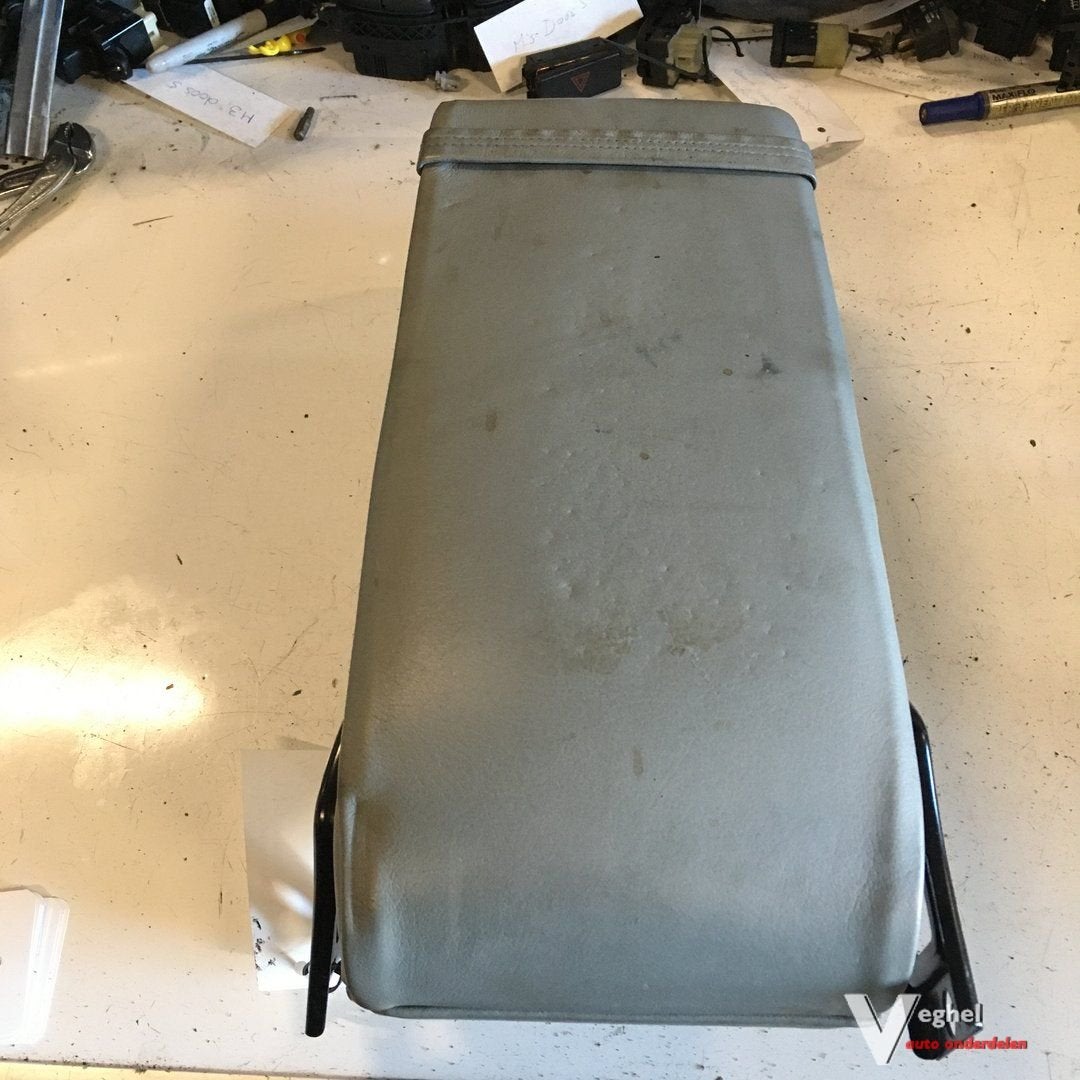 Mercedes w201 Armsteun grijs leder van de achterbank, Gebruikt, -, -, Ophalen of Verzenden