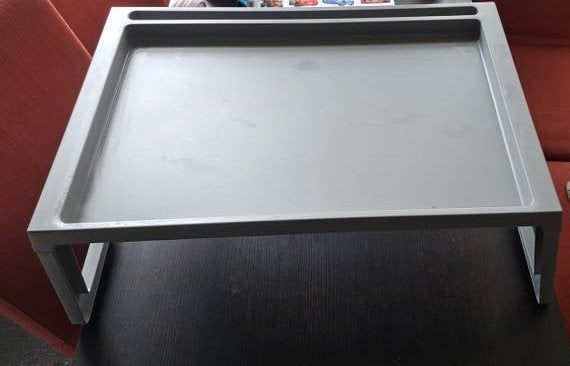 IKEA bedtafel/laptoptafel van plastic, zo goed als nieuw, Ophalen, Zo goed als nieuw