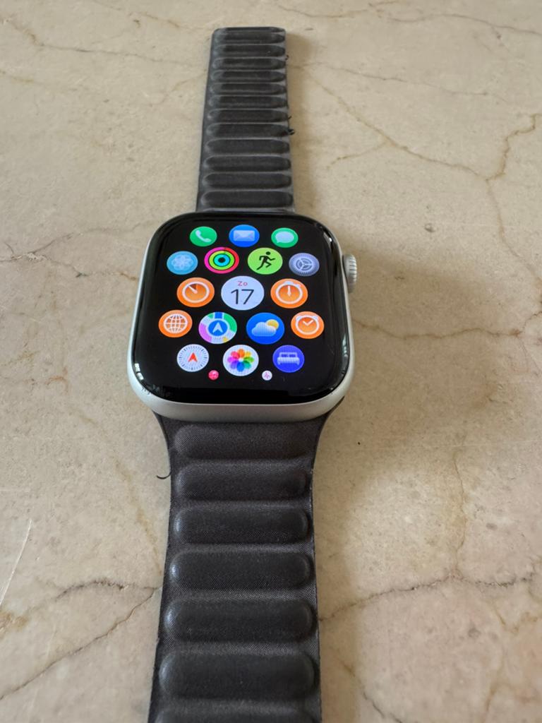 Apple Watch Series 10 GPS + Cellular (5G) 42 mm Aluminium, IOS, Ophalen of Verzenden, Zo goed als nieuw, Waterdicht