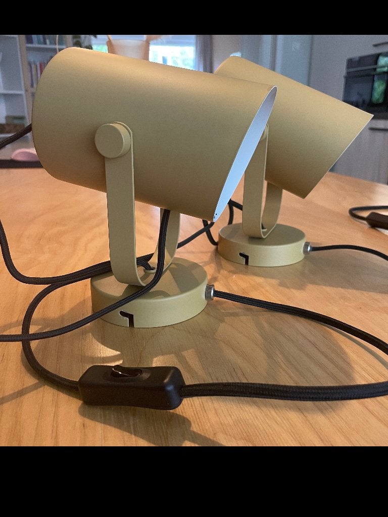 Snazzy Wandlampen 2x - Leitmotiv - Okergeel, Met schakelaar, Zo goed als nieuw, Overige merken, Metaal