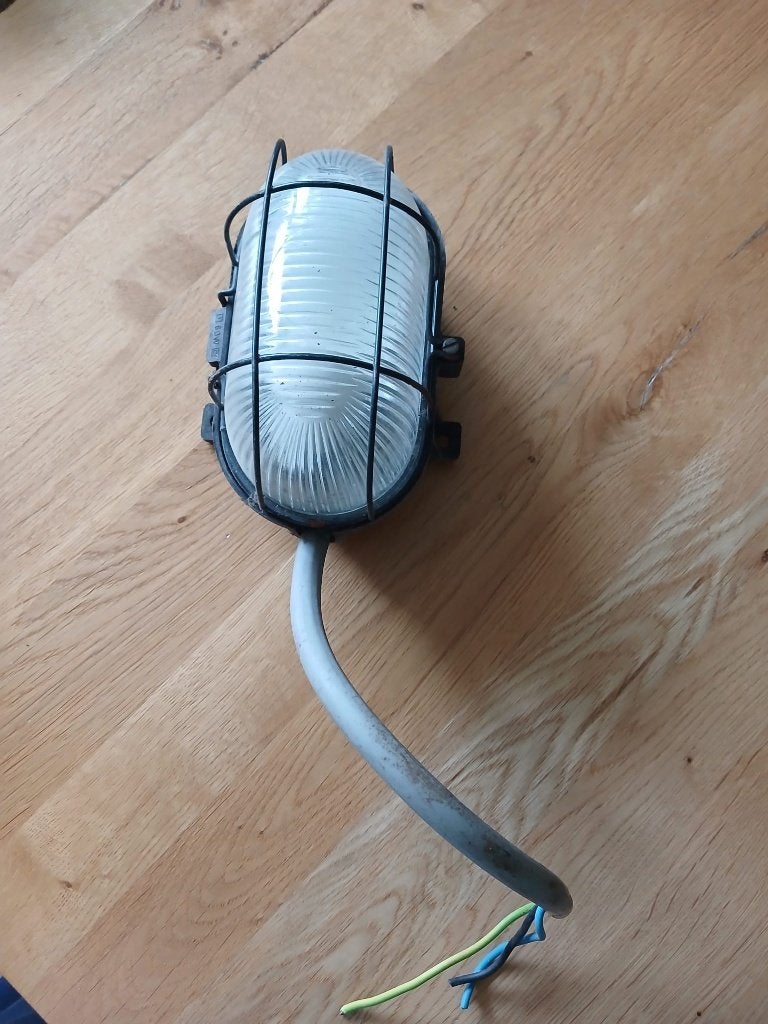 Buitenlamp, Ophalen, Netvoeding, 50 tot 250 watt, Wandlamp