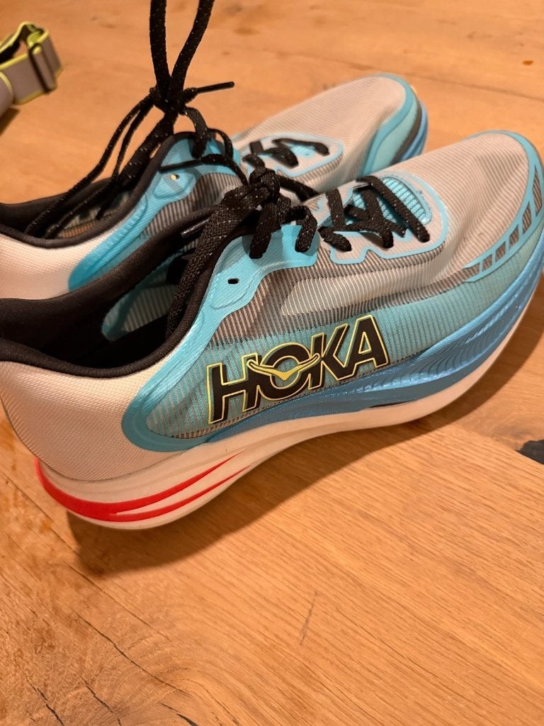 HOKA Cielo X1 2.0 hardloopschoenen maat 46, 3x gebruikt, Sport en Fitness, Overige merken, Gebruikt, Hardloopschoenen, Verzenden