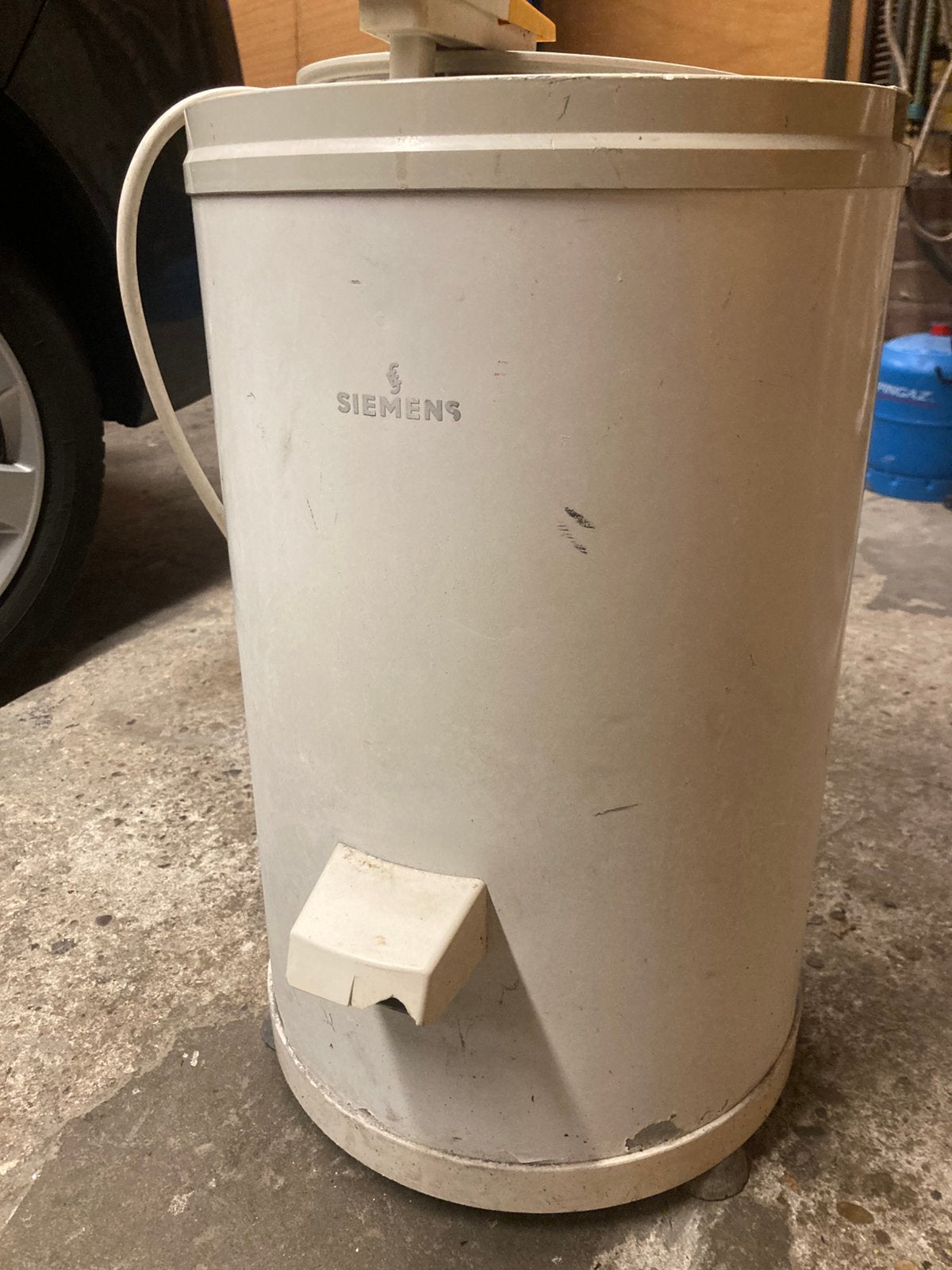 Centrifuge, Witgoed en Apparatuur, Ophalen, Gebruikt, Minder dan 85 cm, 4 tot 6 kg