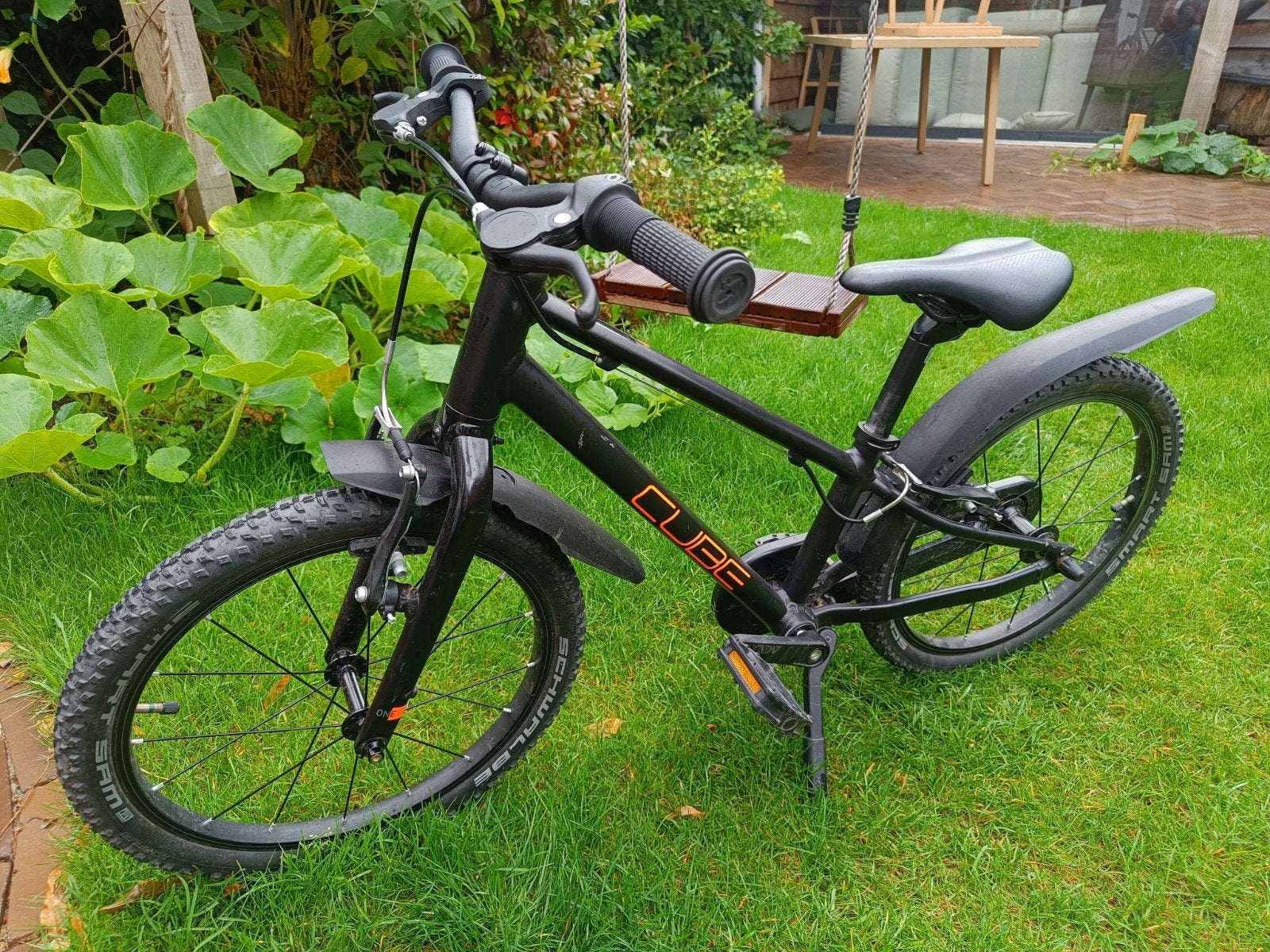 Cube 180 - One8 (18 inch) - Zo goed als nieuw, Fietsen en Brommers, Fietsen | Kinderfietsjes, Ophalen, 16 tot 20 inch, Velgrem